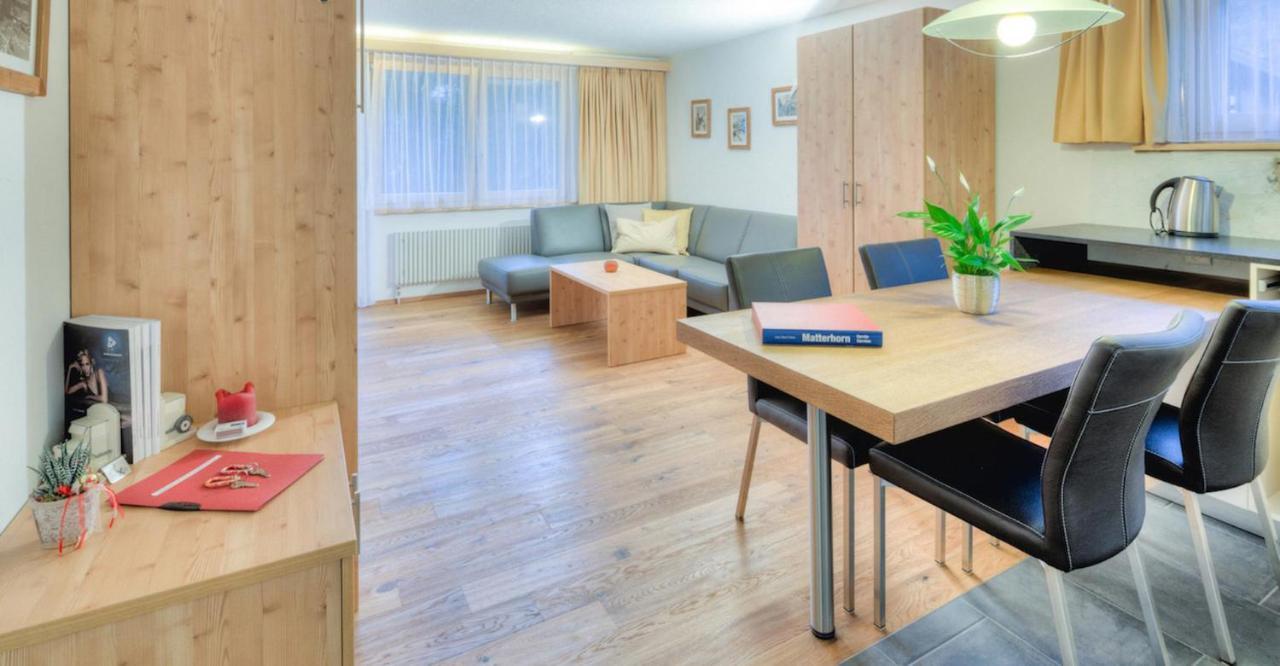 Ferienhaus Felice ツェルマット エクステリア 写真