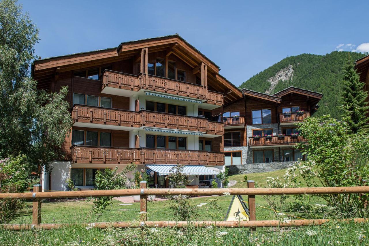 Ferienhaus Felice ツェルマット エクステリア 写真