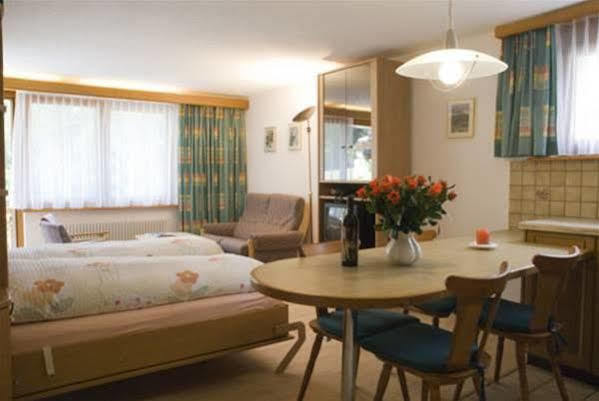 Ferienhaus Felice ツェルマット エクステリア 写真